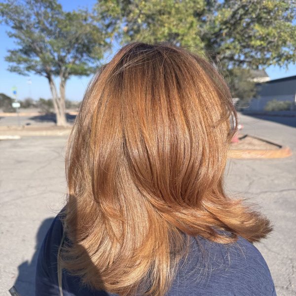 Copper red bob with movement